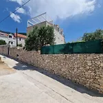 Stress Free Garden House