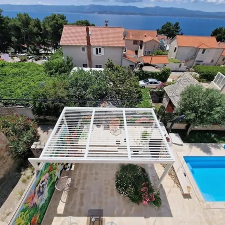 Stress Free Garden House * بول